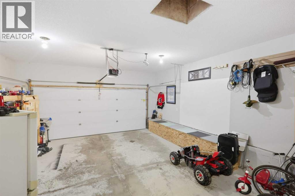 14 Wilkinson Circle, Sylvan Lake