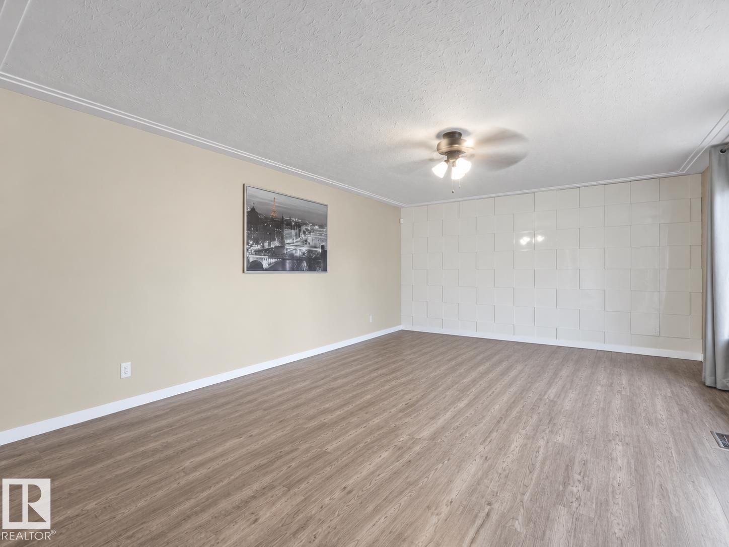 12002 48 St NW photo 4 — MLS® E4507193