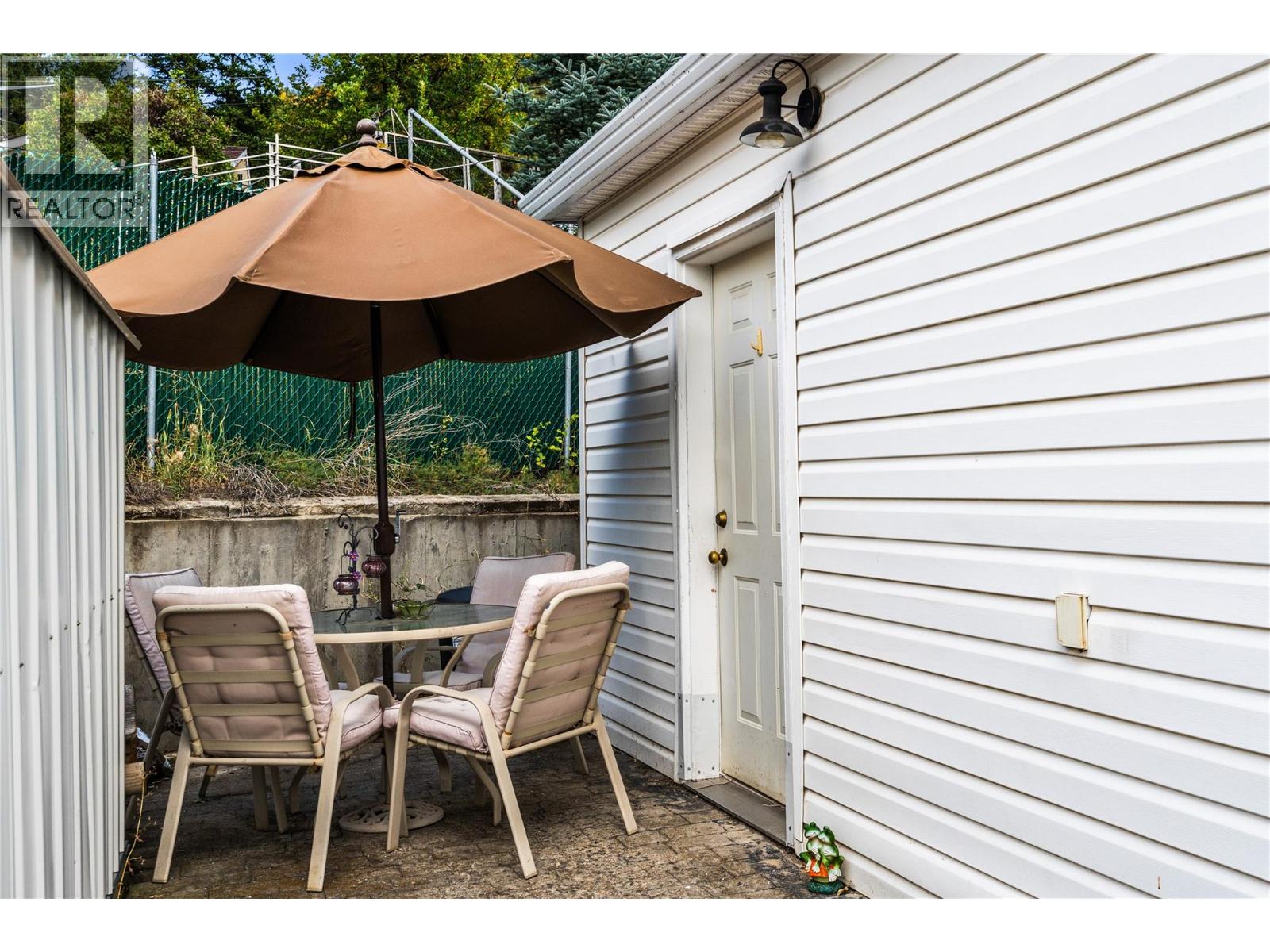5858 Jen-Sherri Place - Image 22