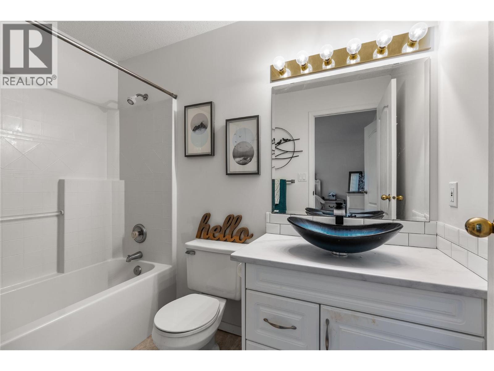 5858 Jen-Sherri Place - Image 41