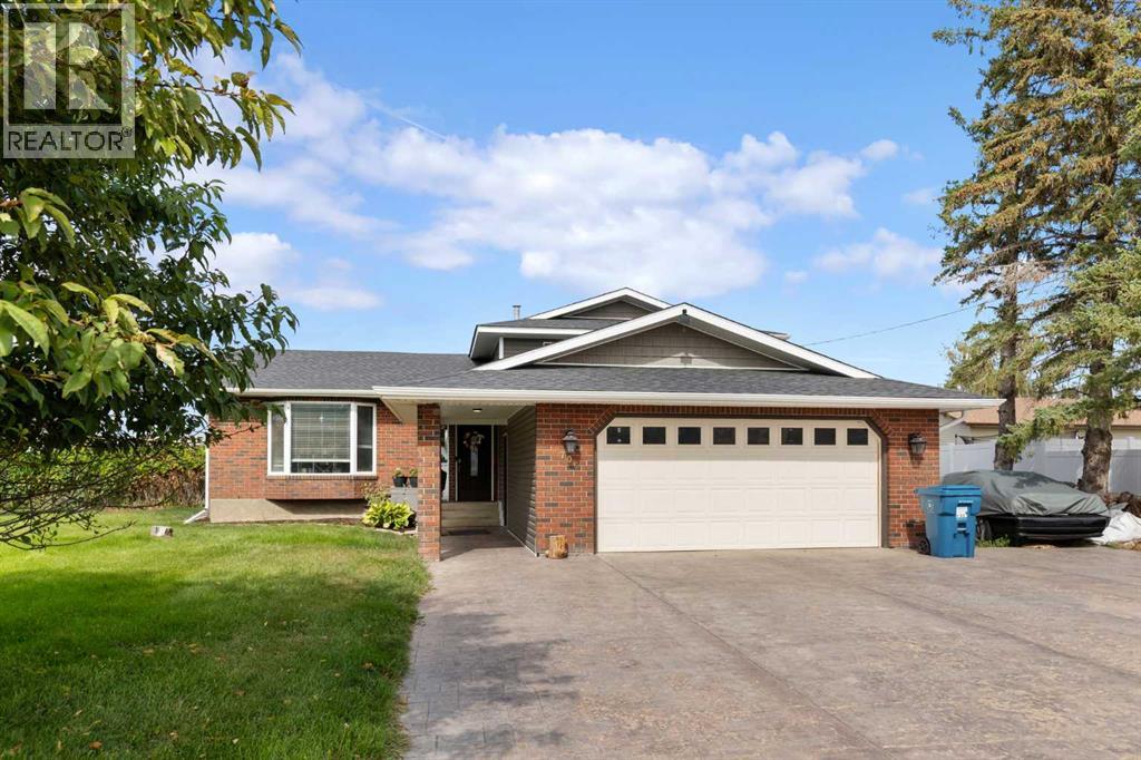 706 Broadway Avenue W, Redcliff, Alberta, T0J2P0