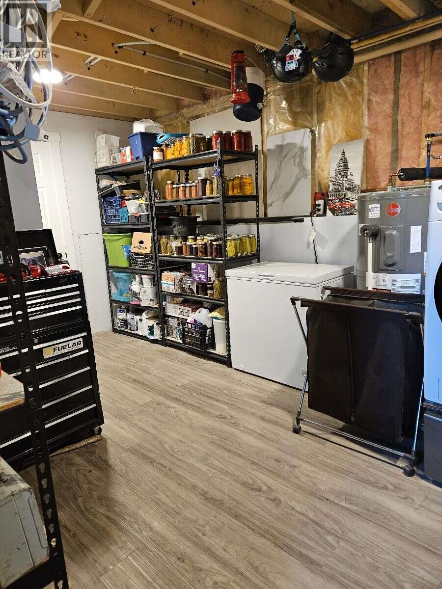 606 Gillis Avenue - Image 31