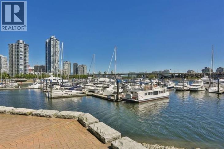 Property for sale at 2306 1033 MARINASIDE CRESCENT