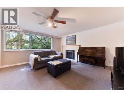 4482 Cove Cliff Road, North Vancouver, BC V7G1H6 Photo 27