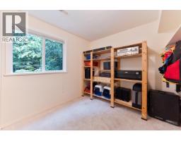 4482 Cove Cliff Road, North Vancouver, BC V7G1H6 Photo 34