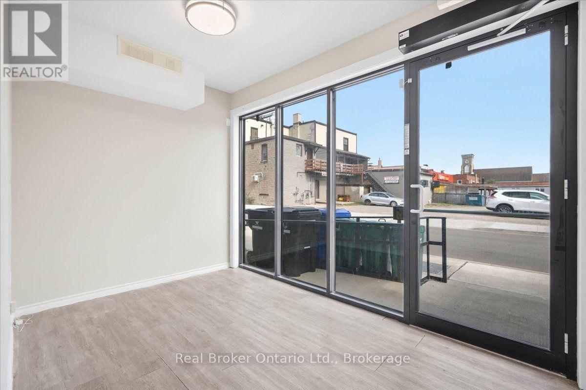 101 - 120 WESTMINSTER DRIVE S, Cambridge — photo 5