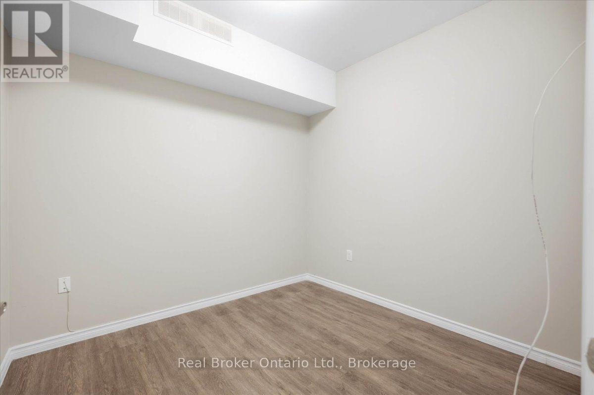 101 - 120 WESTMINSTER DRIVE S, Cambridge — photo 8