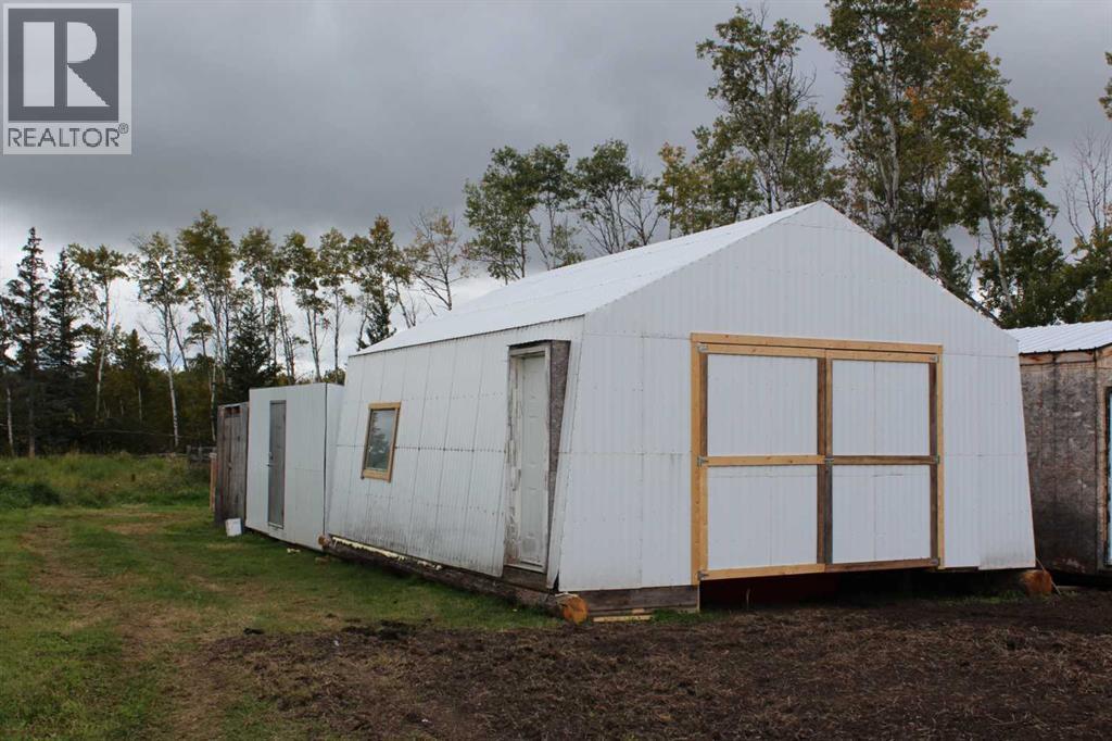 24007 689 Highway S - Image 27