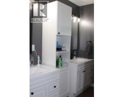 24007 689 Highway S, Dixonville, AB T0H1E0 Photo 15