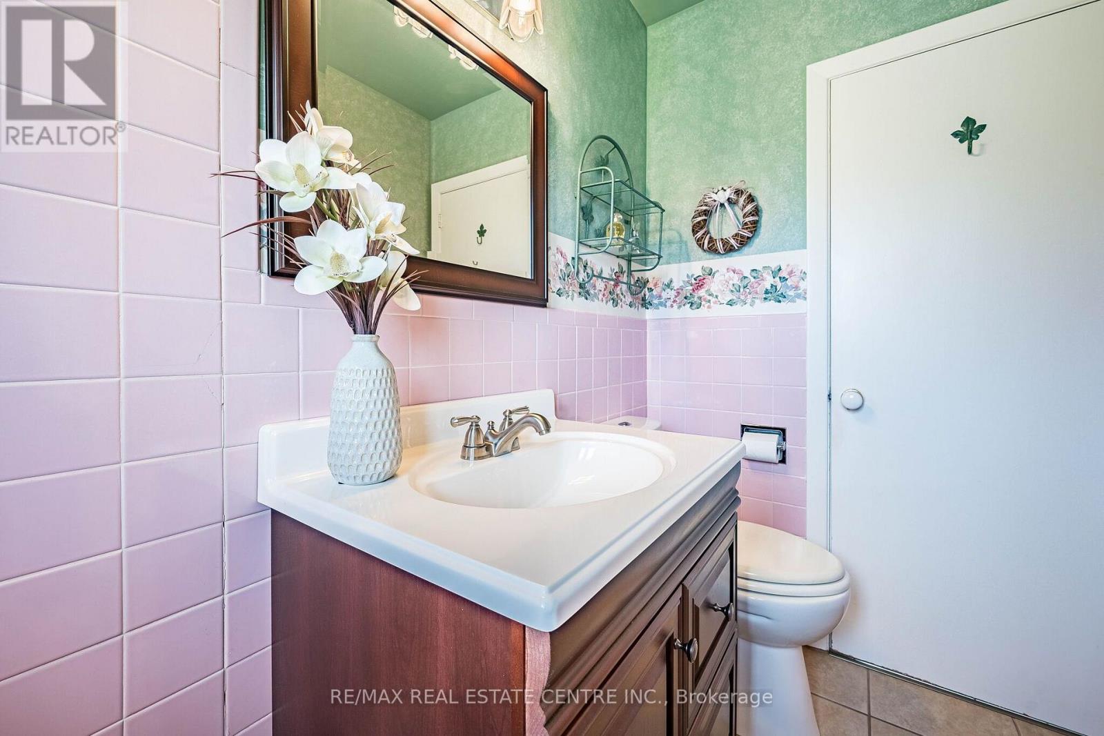 2591 WHALEY DRIVE - Image 32