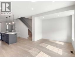 4pc Bathroom - 204, 81 Greenbriar Place Nw, Calgary, AB T3B6J1 Photo 9