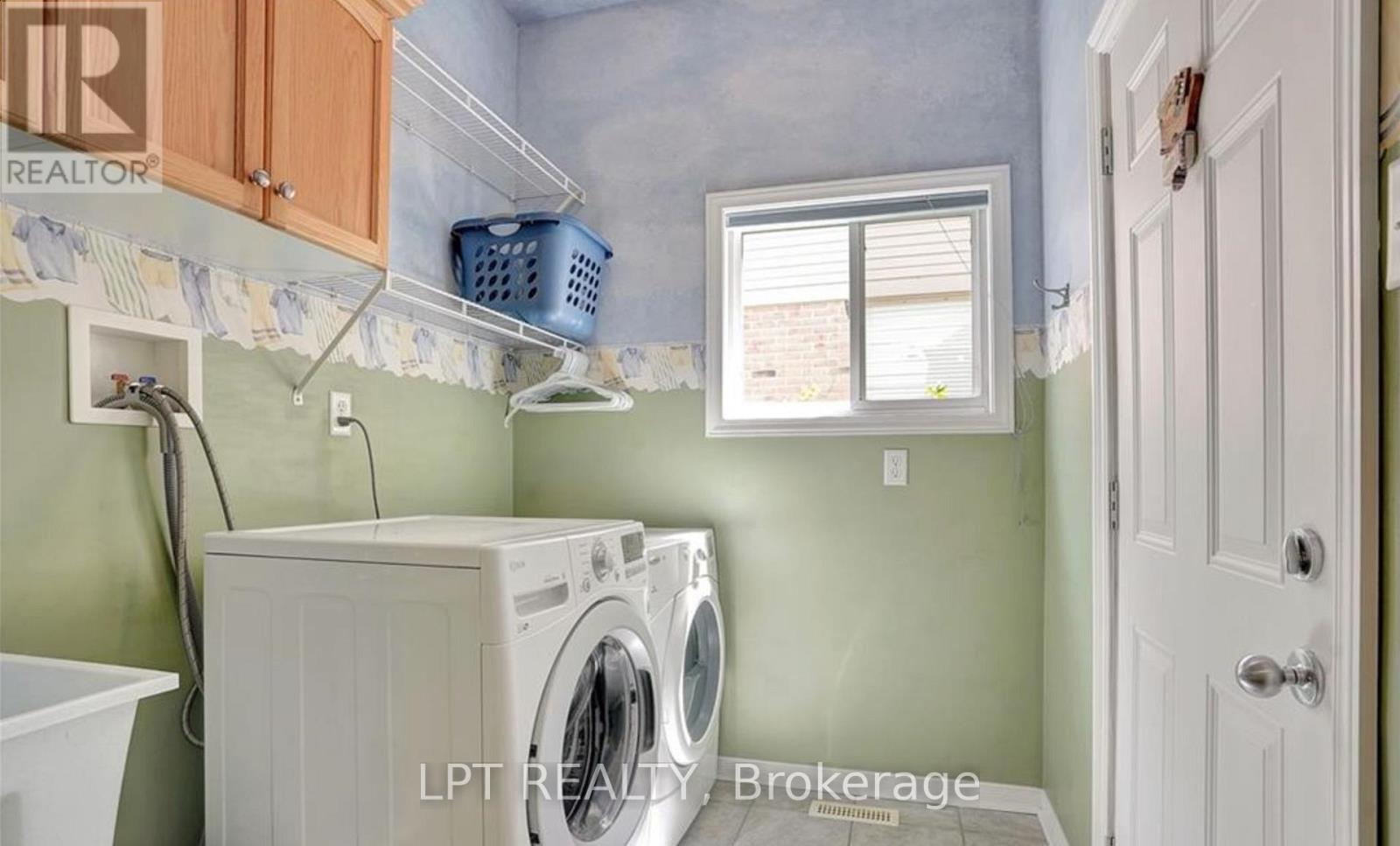 32 APPLE RIDGE DRIVE W, Kitchener — photo 12