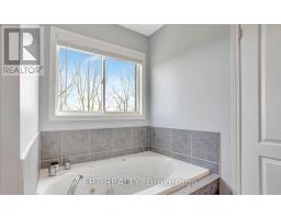 32 Apple Ridge Drive W, Kitchener, ON N2P2S2 Photo 19