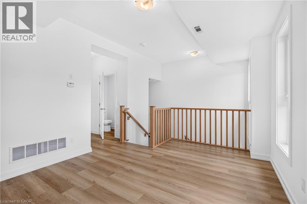 55 GREAT FALLS Boulevard, Waterdown — photo 5