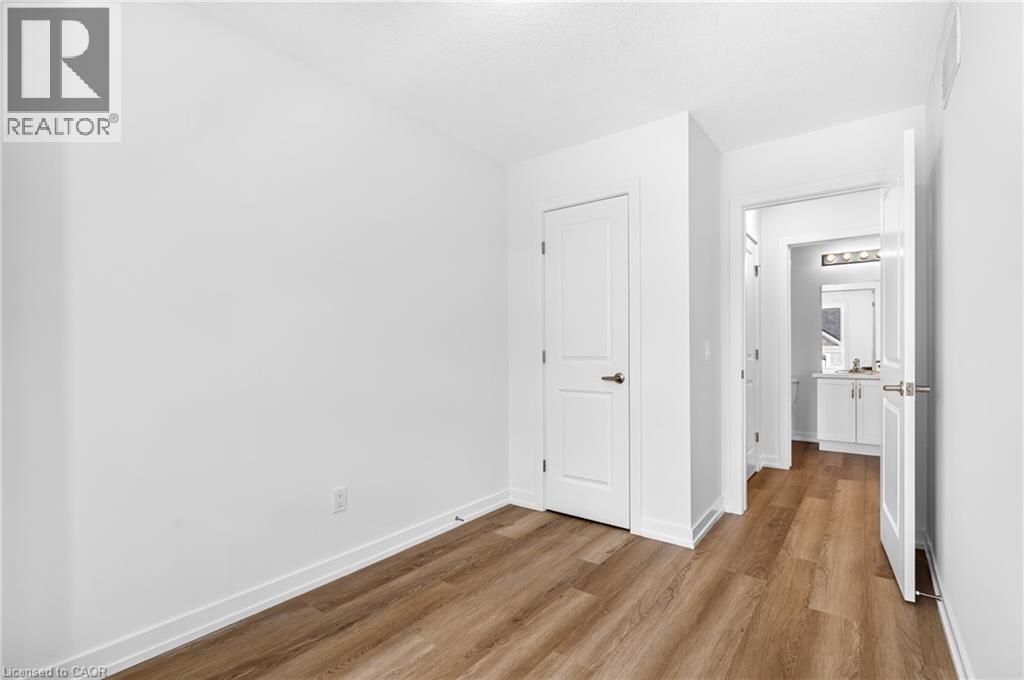 55 GREAT FALLS Boulevard - 34