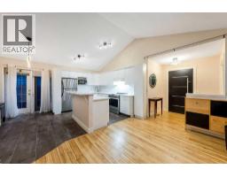 Primary Bedroom - 2016 Country Hills Circle Nw, Calgary, AB T3K4Z2 Photo 7