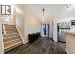 2016 Country Hills Circle Nw, Calgary, AB T3K4Z2 Photo 12