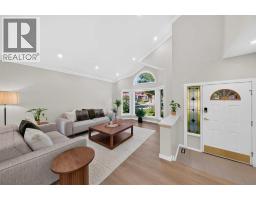 2pc Bathroom - 19 Edgepark Rise Nw, Calgary, AB T3A4E7 Photo 6