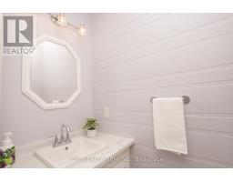 Family room - 32 - 110 Deveron Crescent, London South, ON N5Z4W7 Photo 6