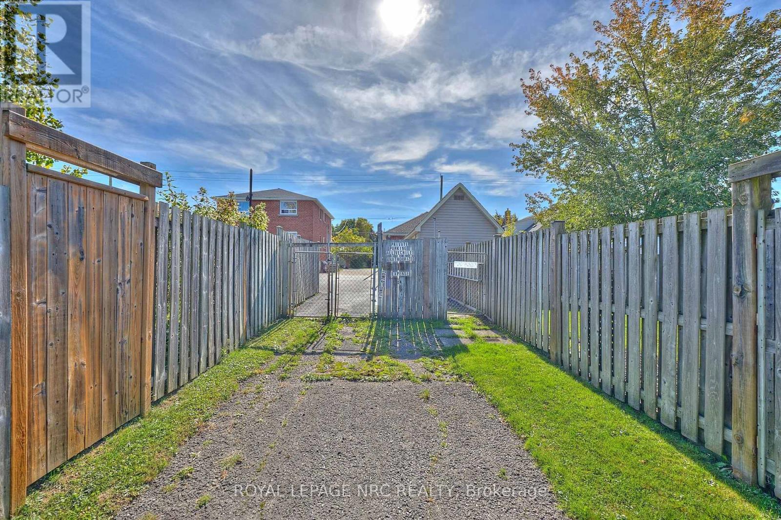 102 TOWNLINE RD. WEST ROAD, St. Catharines (Burleigh Hill) — photo 10