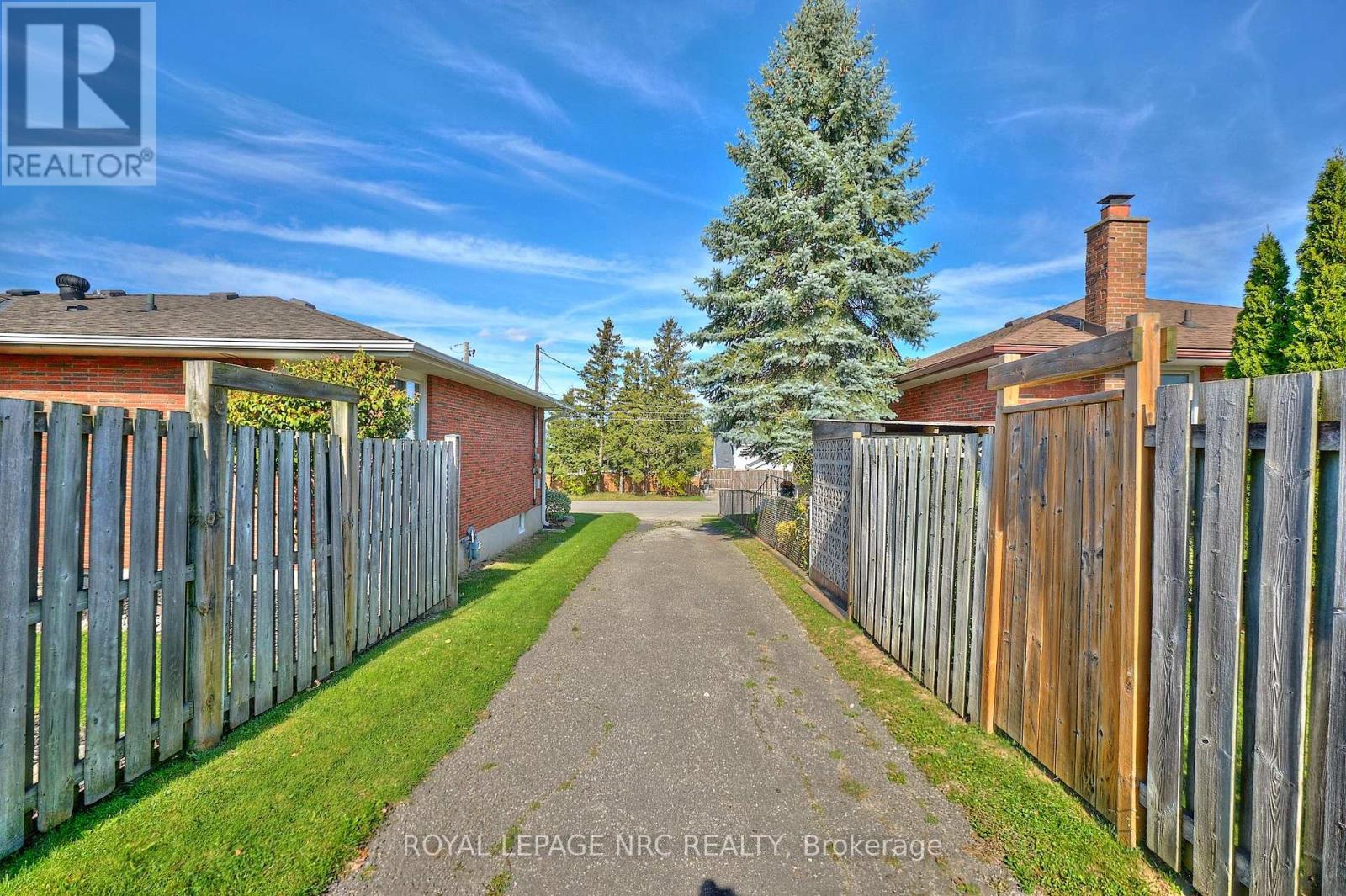 102 TOWNLINE RD. WEST ROAD, St. Catharines (Burleigh Hill) — photo 7