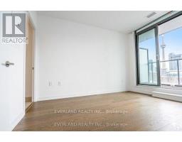 703 - 11 Wellesley Street W, Toronto, ON M4Y1E8 Photo 8