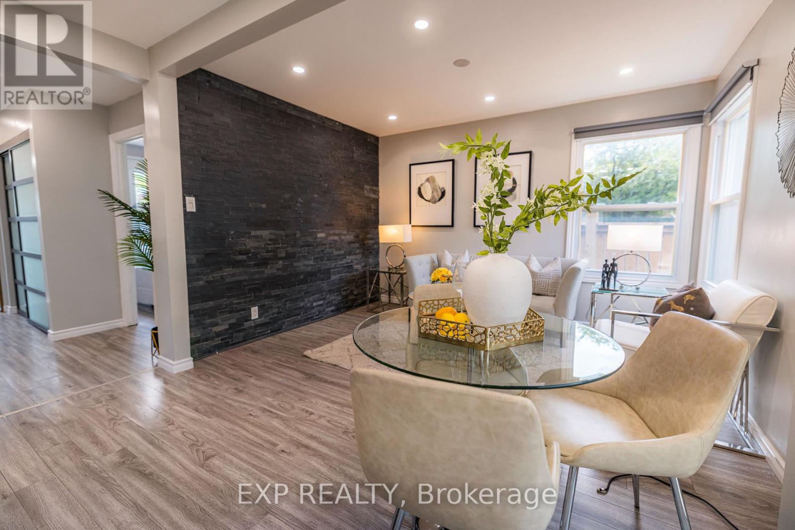 18 NELSON AVENUE - 7