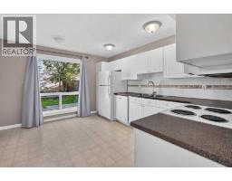 2724 16 Avenue Se, Calgary, AB T2A0M4 Photo 8