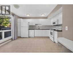 2724 16 Avenue Se, Calgary, AB T2A0M4 Photo 9