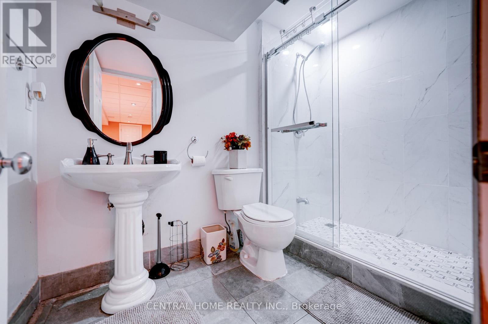293 WORTH BOULEVARD - 36