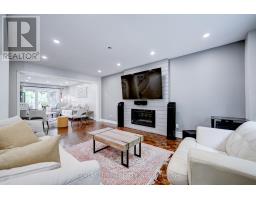 Kitchen - 293 Worth Boulevard, Vaughan, ON L4J7V9 Photo 6