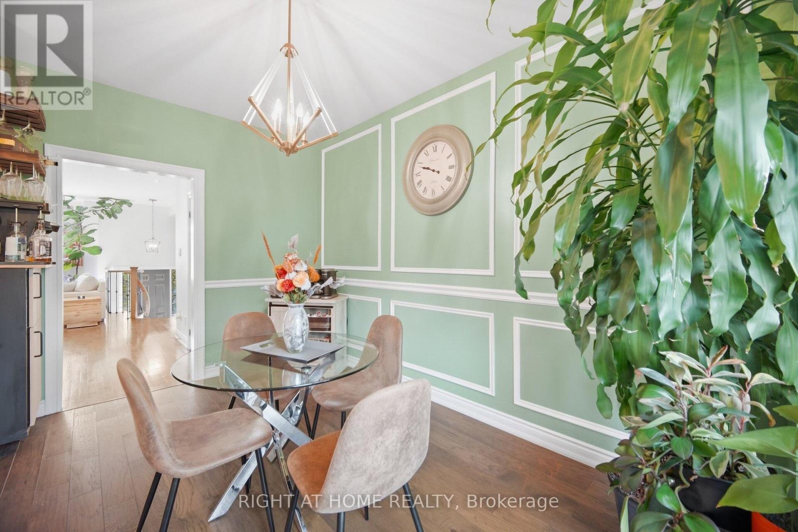 #8 8032 KIPLING AVENUE - 15