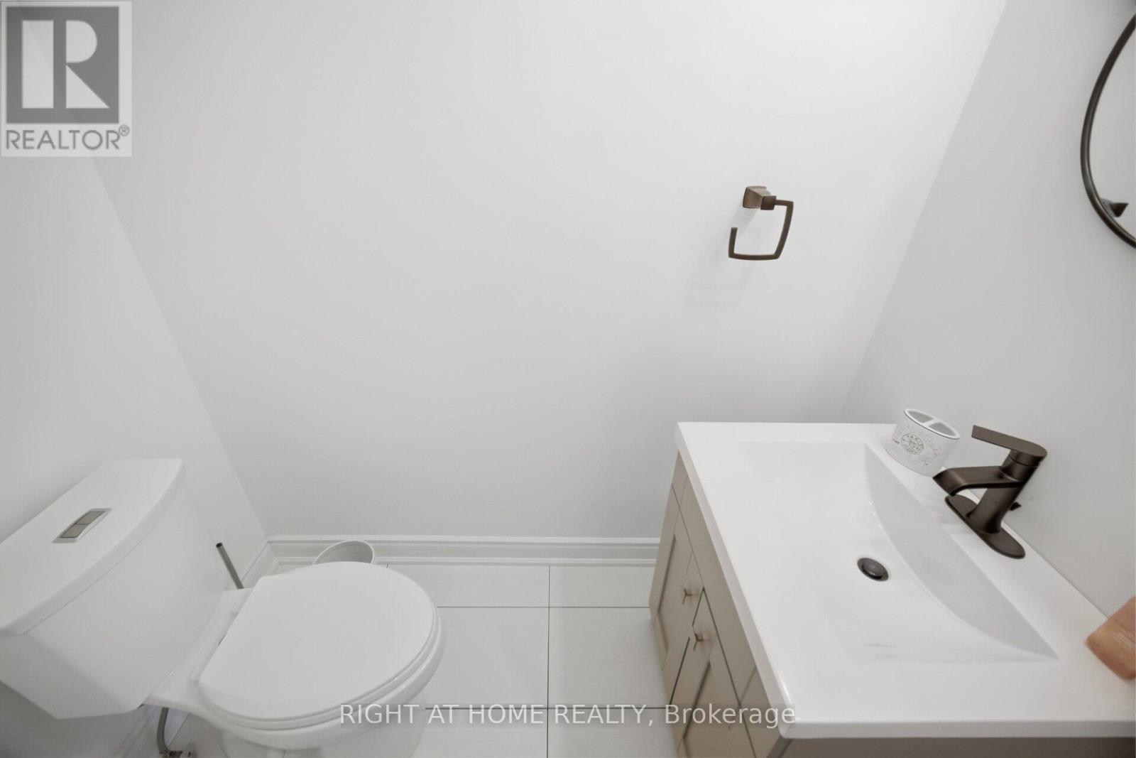 8 - 8032 KIPLING AVENUE S, Vaughan (West Woodbridge) — photo 9