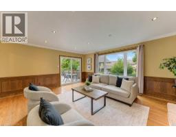 546 Sandbrooke Court, Waterloo, ON N2T2H4 Photo 27
