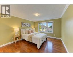 546 Sandbrooke Court, Waterloo, ON N2T2H4 Photo 31