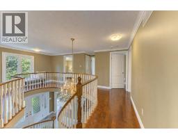 546 Sandbrooke Court, Waterloo, ON N2T2H4 Photo 37