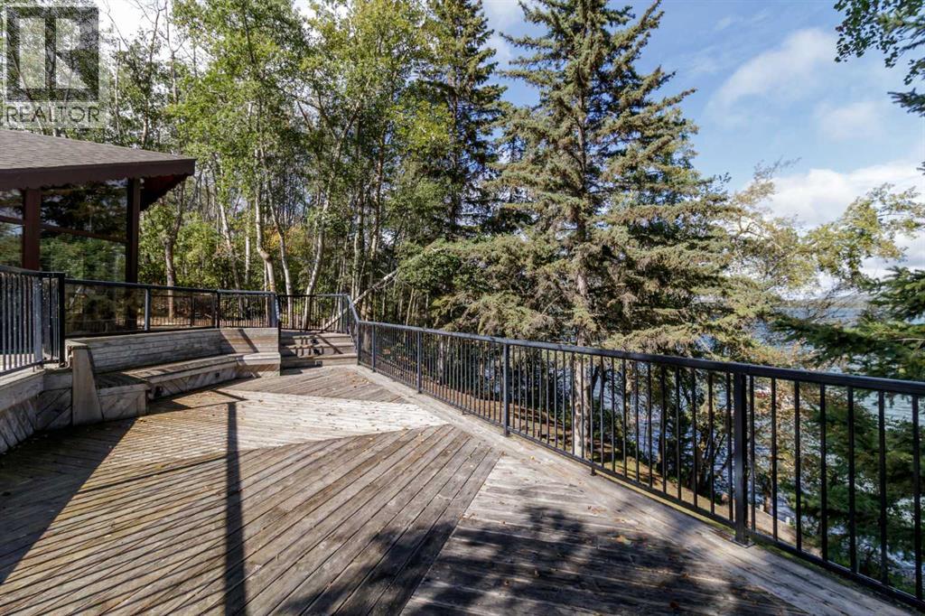 25 Kuusamo Krest, Rural Lacombe County