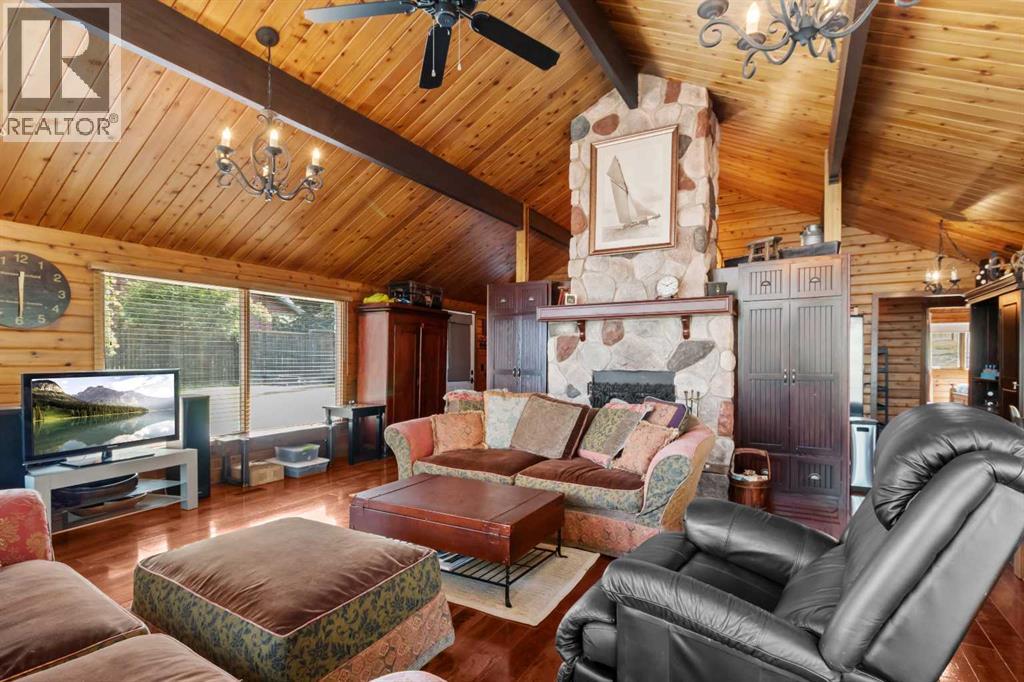 25 Kuusamo Krest, Rural Lacombe County