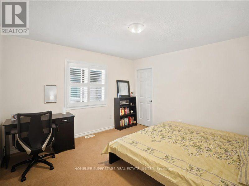 268 CHILVER HEIGHTS - 25