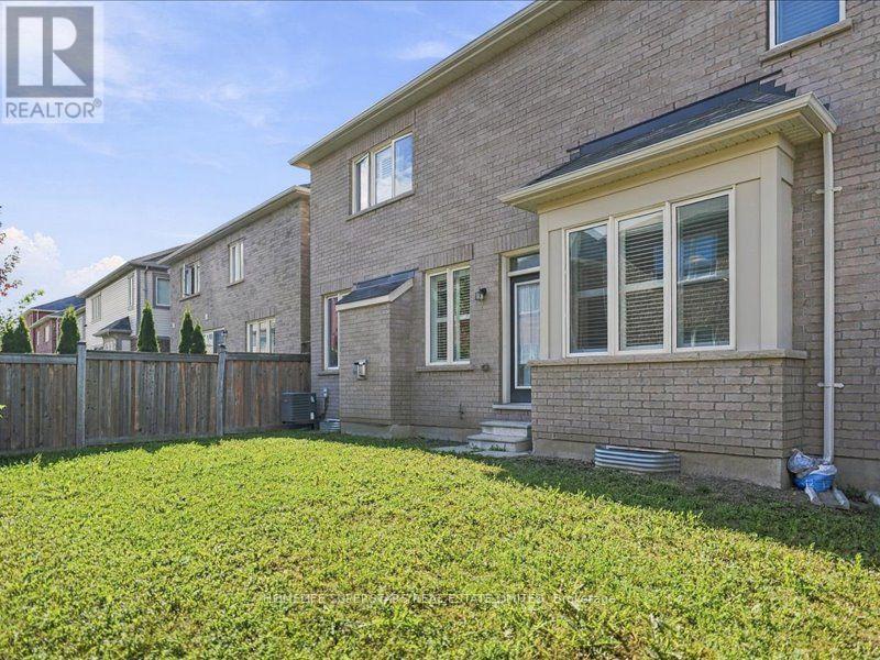 268 CHILVER HEIGHTS - 34