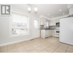 Main/base - 125 Viella Street, Toronto, ON M6N5C7 Photo 11