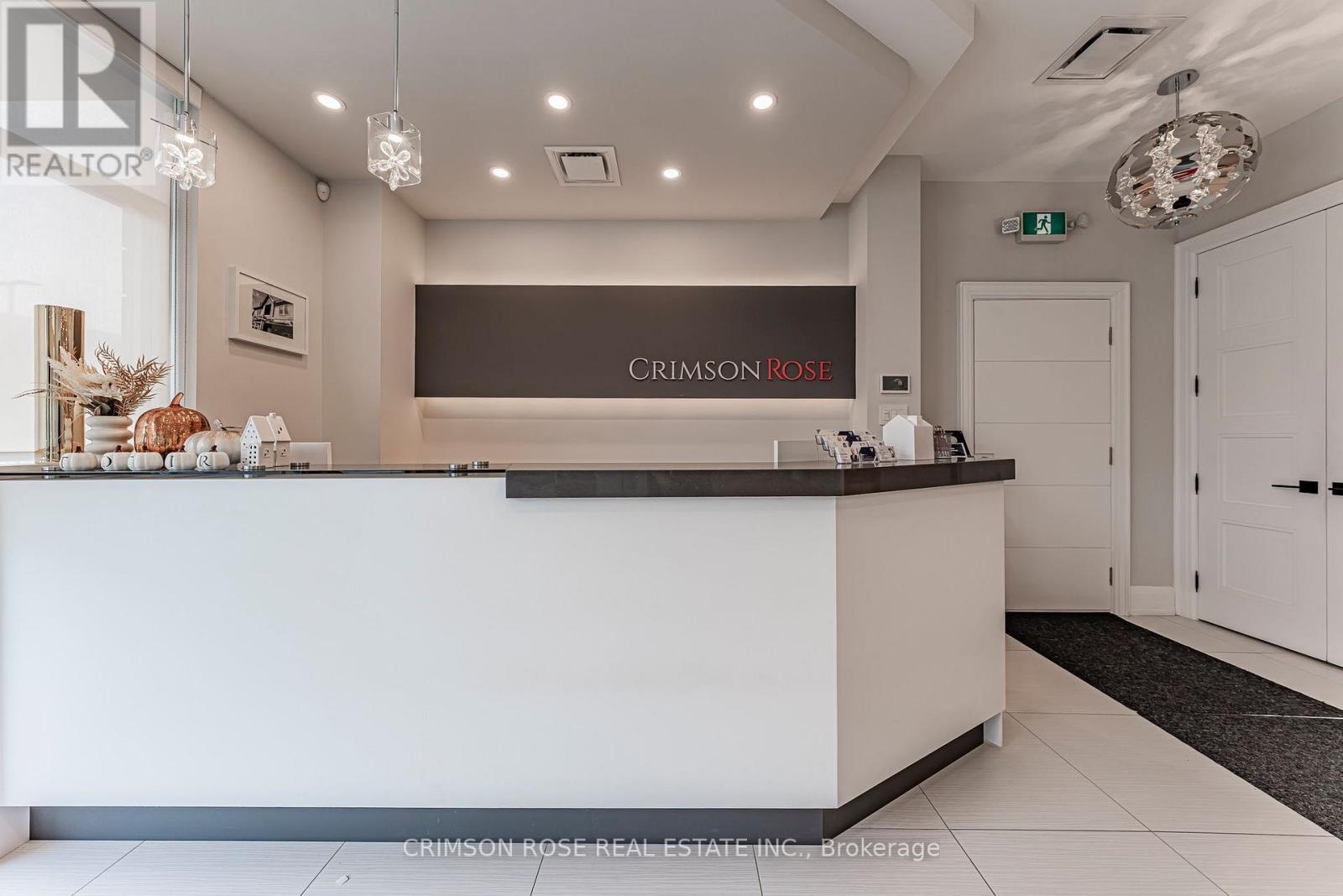 4 - 217 SPEERS ROAD, Oakville (QE Queen Elizabeth) — photo 5