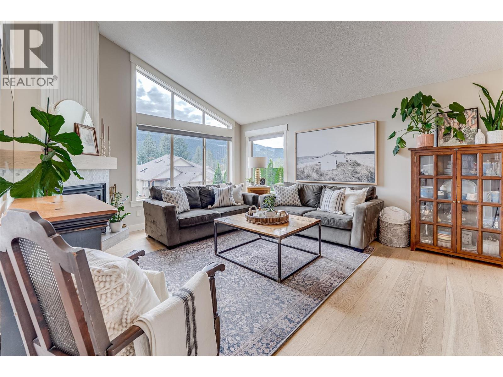 #1 6933 Manning Place - Image 17