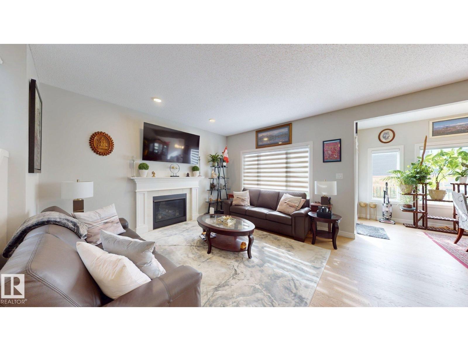 22407 99 Av NW photo 3 — MLS® E4509266