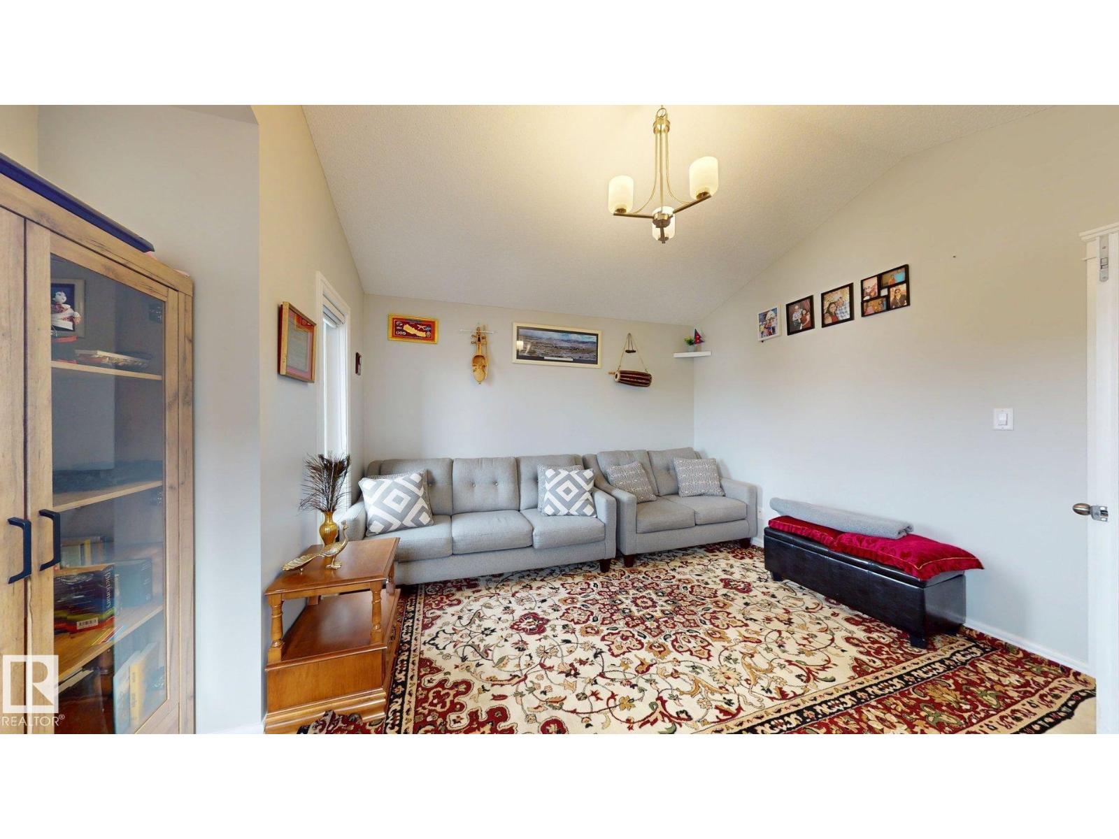 22407 99 AV NW - 33