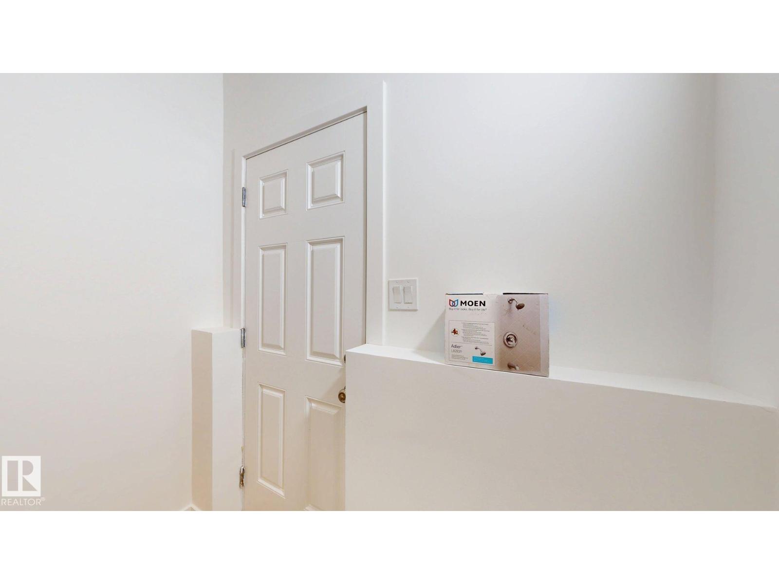 22407 99 AV NW - 54