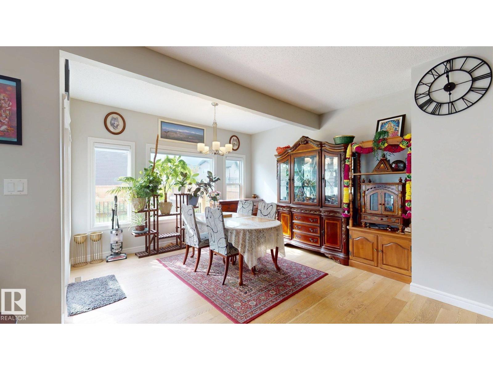 22407 99 AV NW - 7
