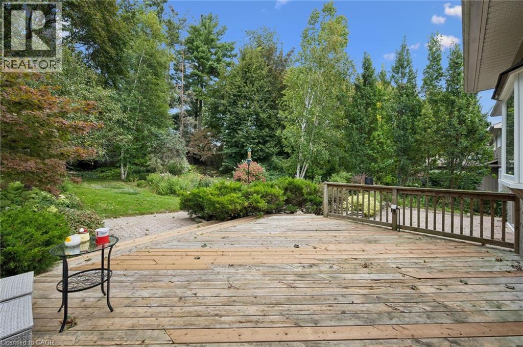 334 COLERIDGE Drive - 32