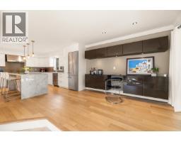 5522 Deerhorn Lane, North Vancouver, BC V7R4S6 Photo 13