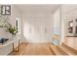 5522 Deerhorn Lane, North Vancouver, BC V7R4S6 Photo 6